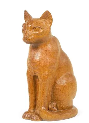 The Siamese Lion Sculpture: Intricate Carving and Serene Majesty!